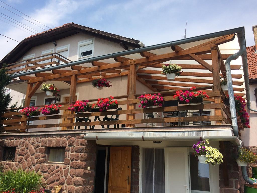 Yorki Vendégház Alsóörs Exterior foto